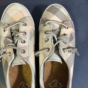 Sperry boat shoes woman